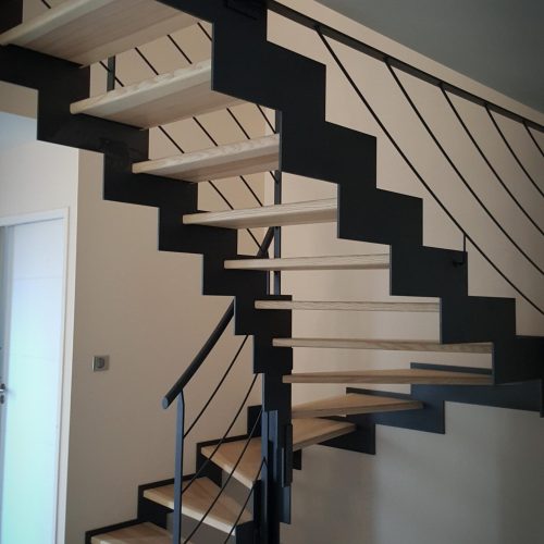 ESCALIERS GUYOT ROANNE ST ALBAN LES EAUX-06